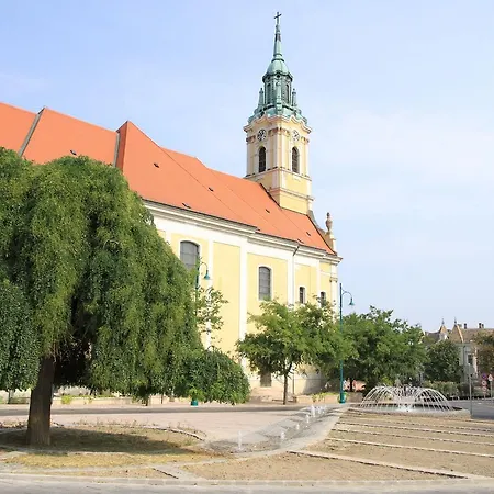 Arpad Apartman Szekszárd Extérieur photo